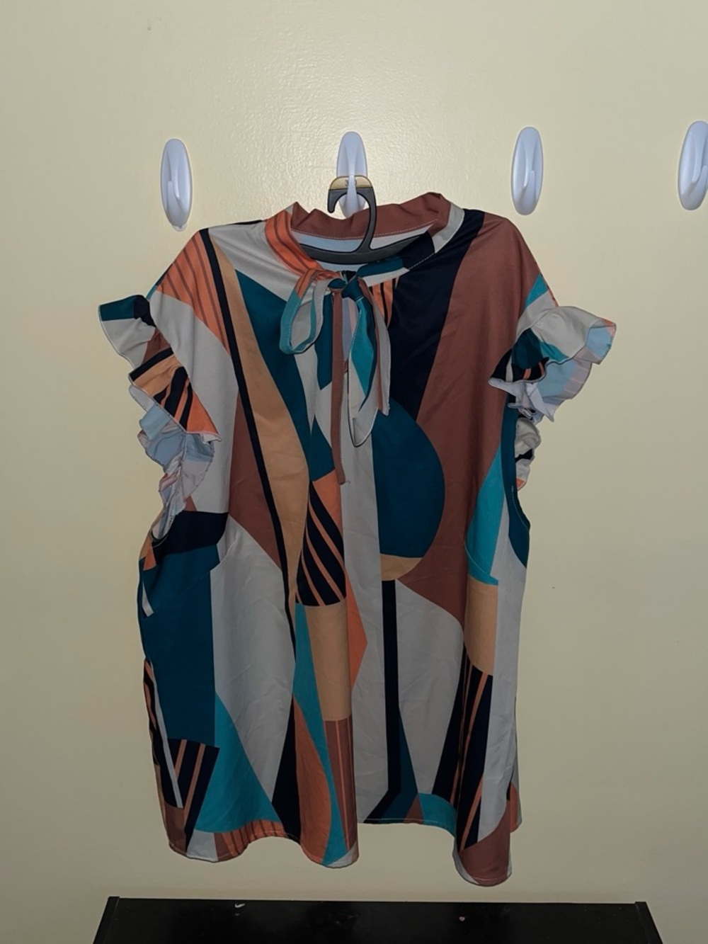 Amazon Geometric Tie-Neck Ruffle Sleeve Blouse - Teal & Rust & Cream
